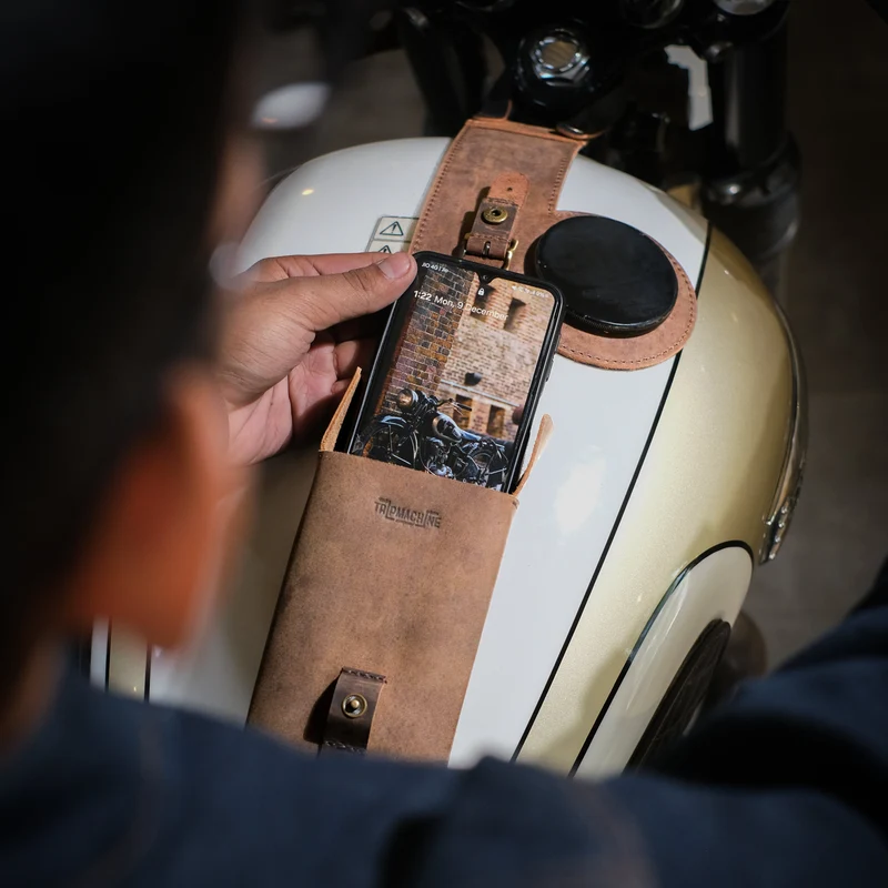 Tank Strap Triumph Bonneville