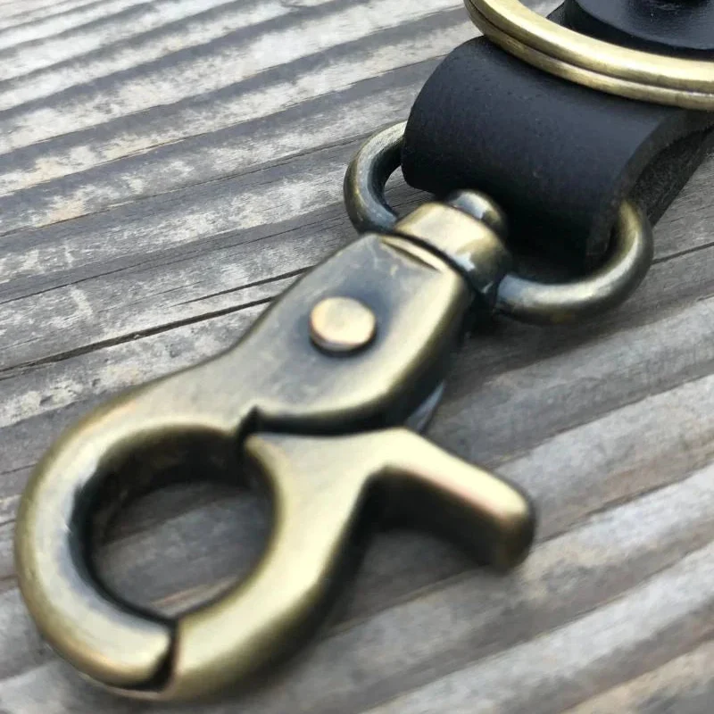 Schlüsselanhänger aus Leder