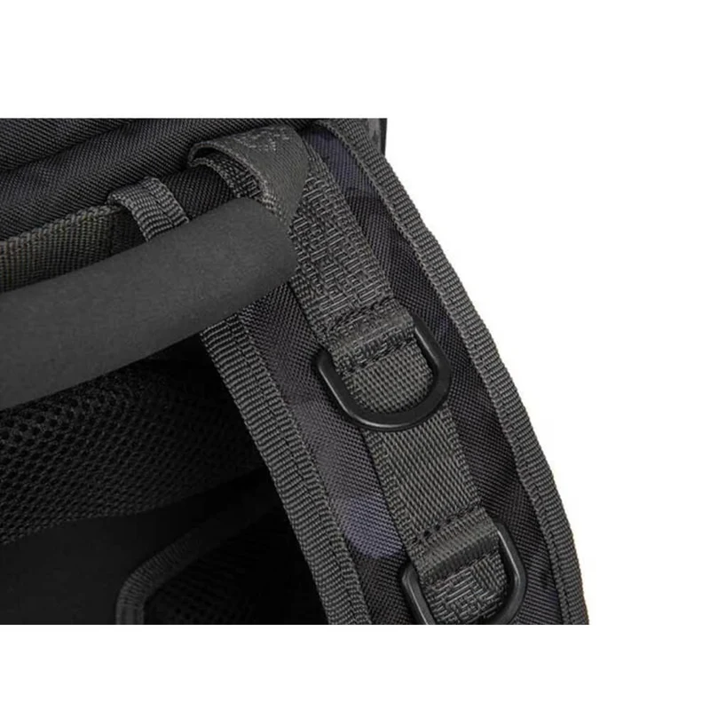 Voyager Camo Rucksack