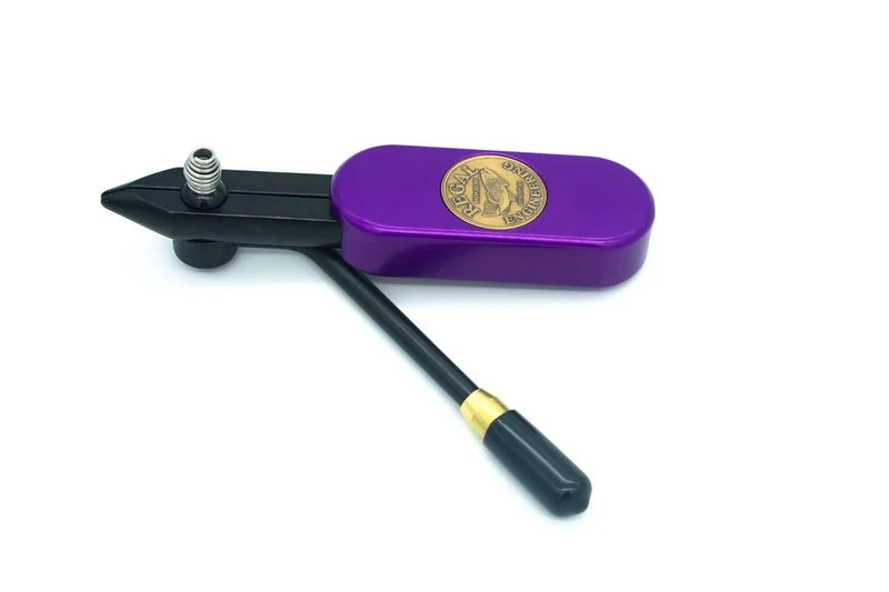Medallion-Serie – Kopf (nur Kopf) mit normalem Kiefer – Ultraviolett