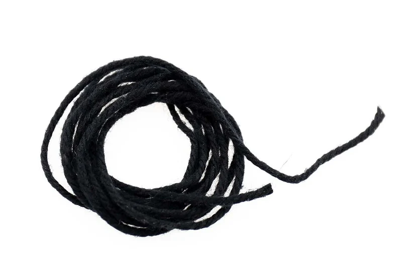 Float Yarn #M - Schwarz