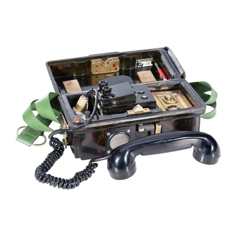 Feldtelefon mit Zubehör im Koffer neuwertig