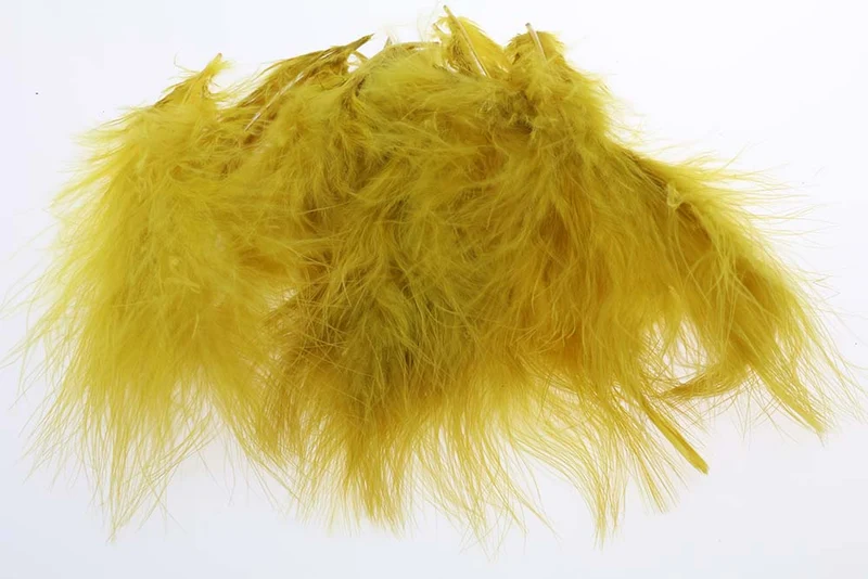 Ausgewählte Marabufedern – Goldene Olive