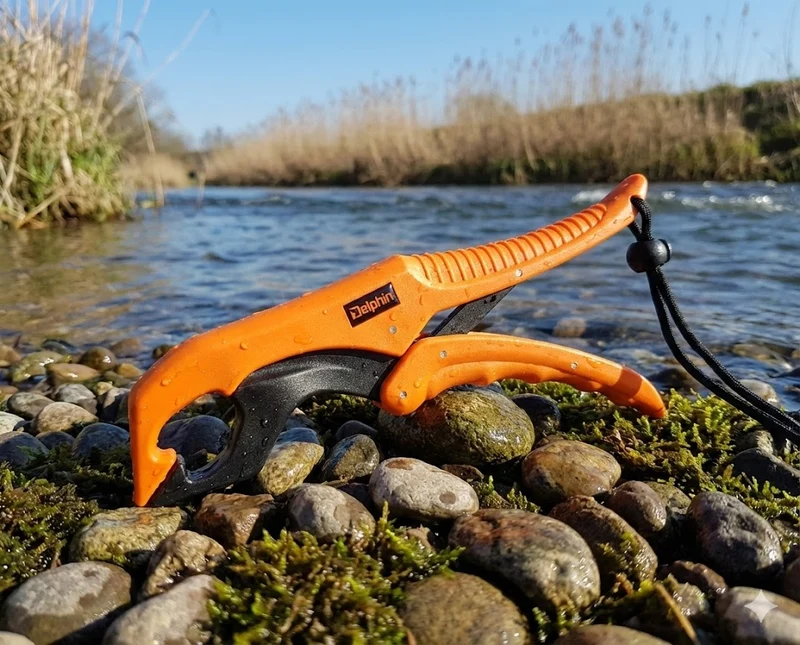 Delphin ATAK! Grippers Angelzange | Raubfischzange zum Hakenlösen | Ergonomisch & Robust