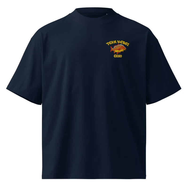 Team Hergi - Enno Oversized Unisex Bio-T-Shirt mit breitem Kragen