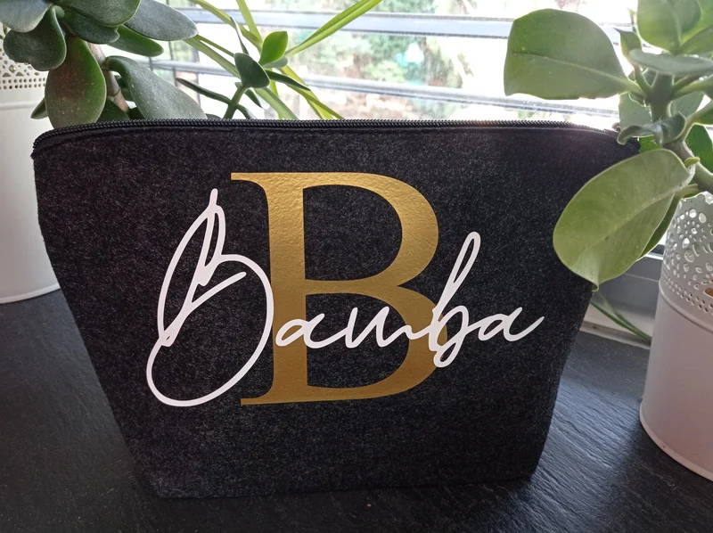 Personalisierter Kulturbeutel mit Name und Buchstabe | Personalisierte Geschenke