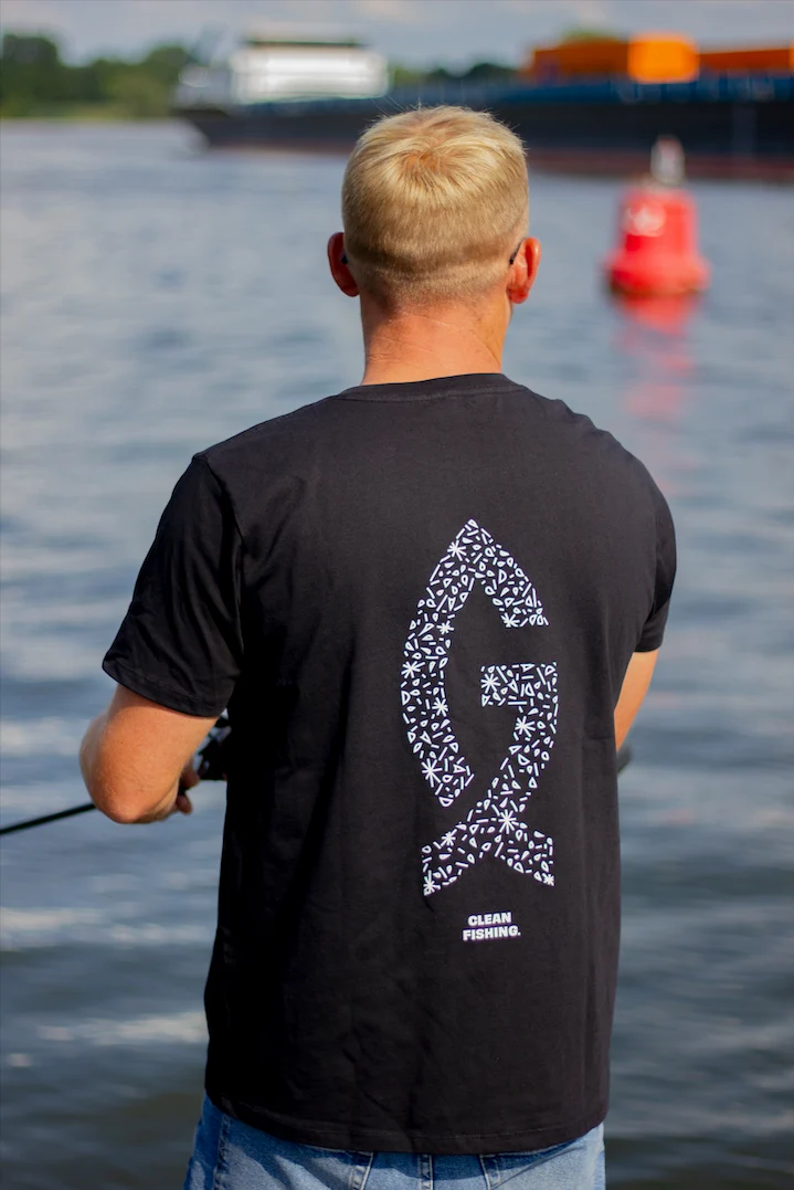 T-Shirt "Clean Fishing" Schwarz