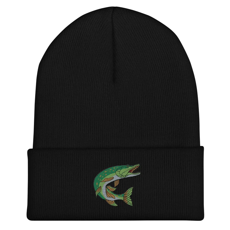 Beanie mit Hecht Stickerei