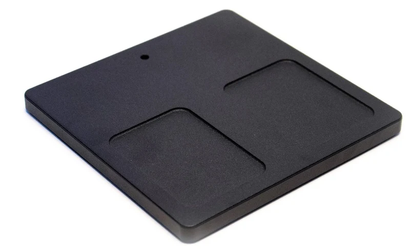 Renzetti – 15 x 15 cm Sockel mit Schutzpad, schwarz pulverbeschichtet